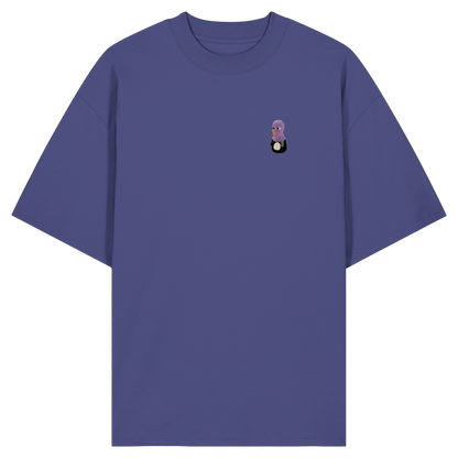 Pingstas FCK HMNS Oversize Shirt lila — Vorderansicht mit kleinem Pinguin-Emblem auf der Brust
